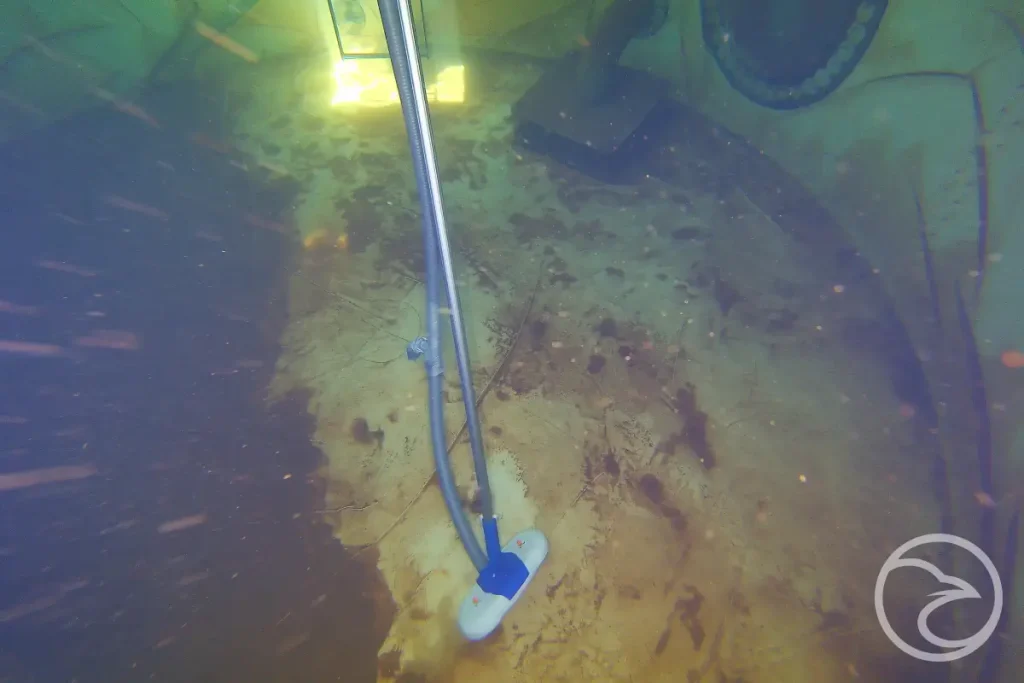ROV inspection of potable water tank without draining