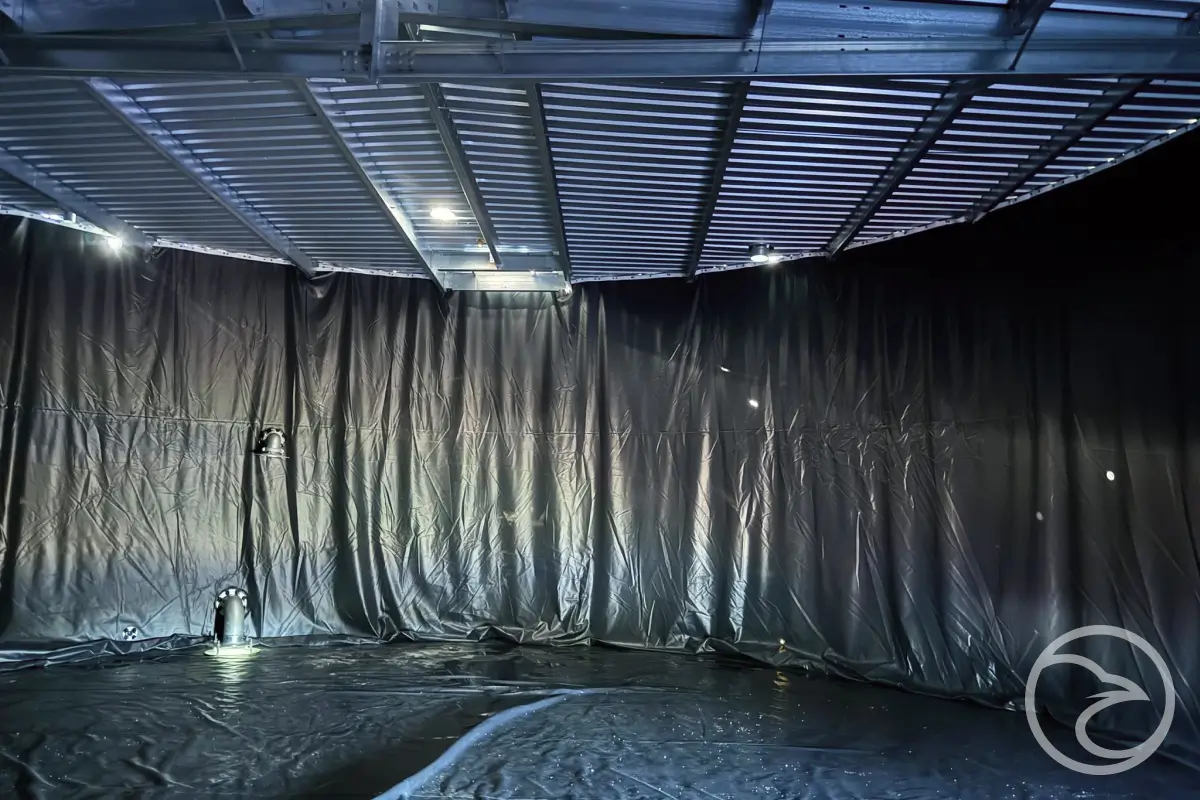 Leak detection and visual assessment during PVC tank liner inspection in Melbourne