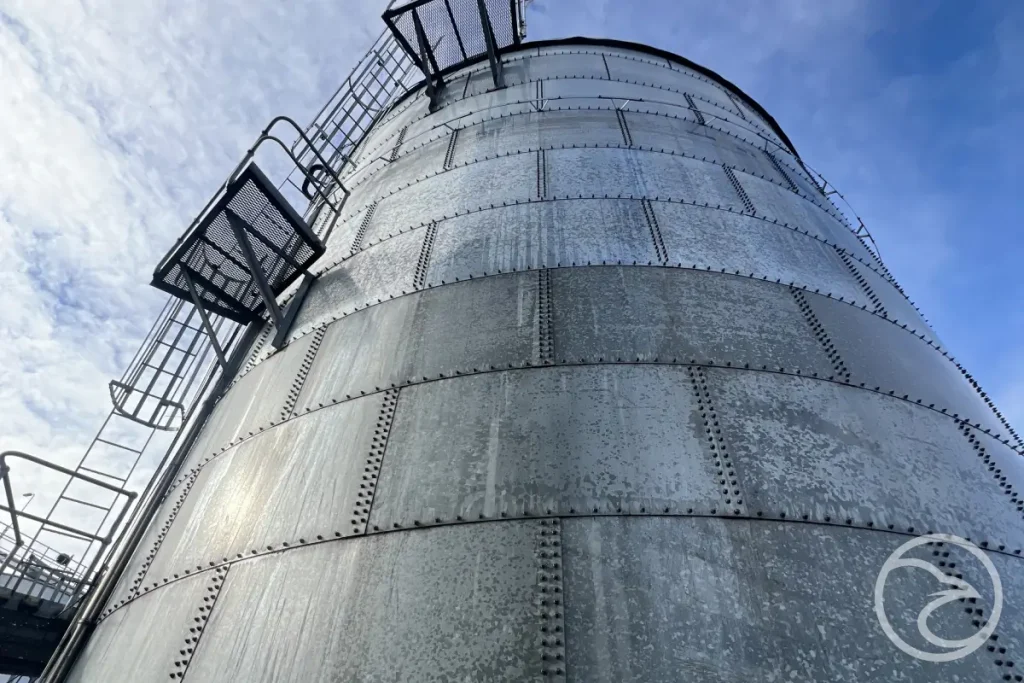 Steel corrosion prevention using hot dip galvanising process