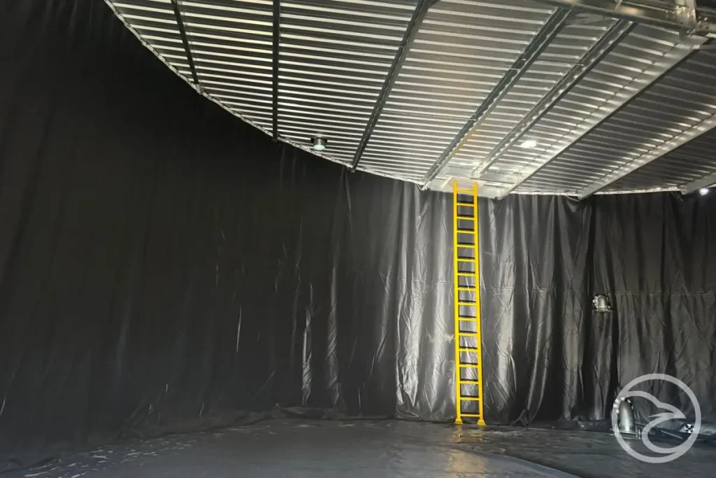 potable water storage tank with certified liner
